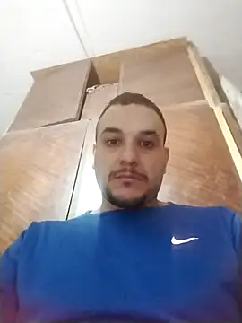 Snapshot of calfran chatting on June 2, 2:02 am calfran online show from June 2, 2:02 am