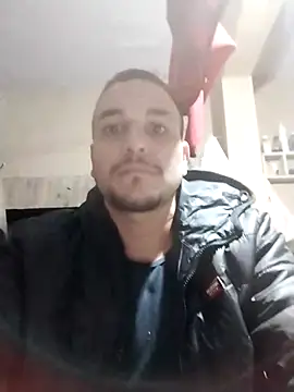 Snapshot of calfran chatting on June 3, 2:36 am calfran online show from June 3, 2:36 am