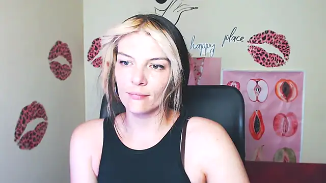VanessaRey  online show from June 26, 6:29 am