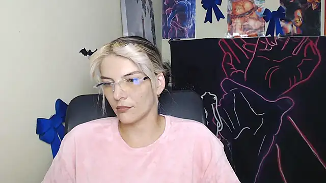 VanessaRey  online show from July 29, 4:16 pm
