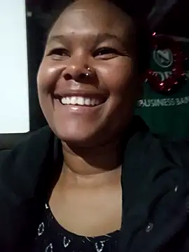 Snapshot of AriesCake chatting on June 18, 5:08 am AriesCake online show from June 18, 5:08 am