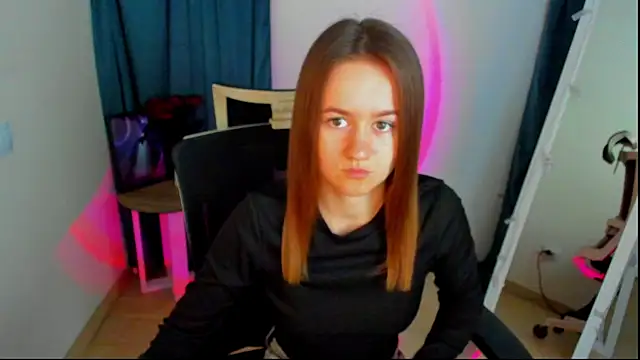 Snapshot of Catherine_e chatting on September 25, 6:22 pm Catherine e online show from September 25, 6:22 pm