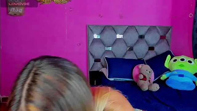 Snapshot of hanna_tss chatting on May 15, 9:27 am hanna tss online show from May 15, 9:27 am