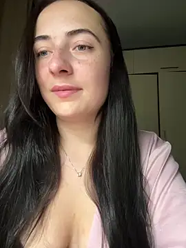 Snapshot of My_Miss chatting on June 22, 9:23 pm My Miss online show from June 22, 9:23 pm