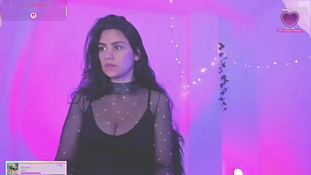 Snapshot of Gia_Blair chatting on June 3, 6:13 pm Gia Blair online show from June 3, 6:13 pm