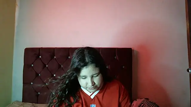 Snapshot of Valeria_Tiffany chatting on November 14, 9:13 pm Valeria Tiffany online show from November 14, 9:13 pm