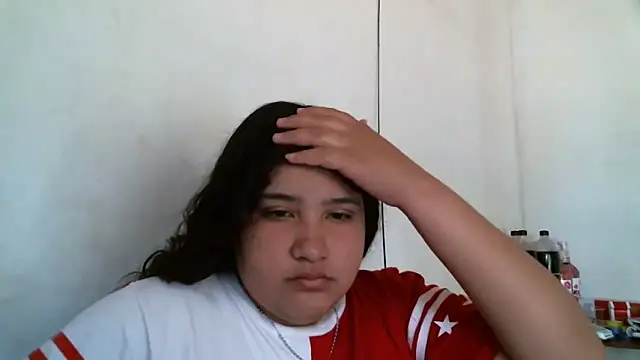 Snapshot of Valeria_Tiffany chatting on March 24, 4:56 pm Valeria Tiffany online show from March 24, 4:56 pm