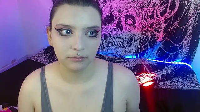 mikaskullcs online show from June 11, 7:12 pm