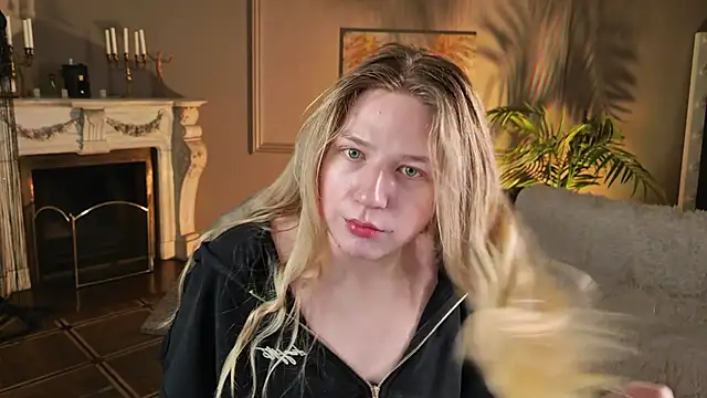 Jes Solar online show from May 11, 9:45 pm
