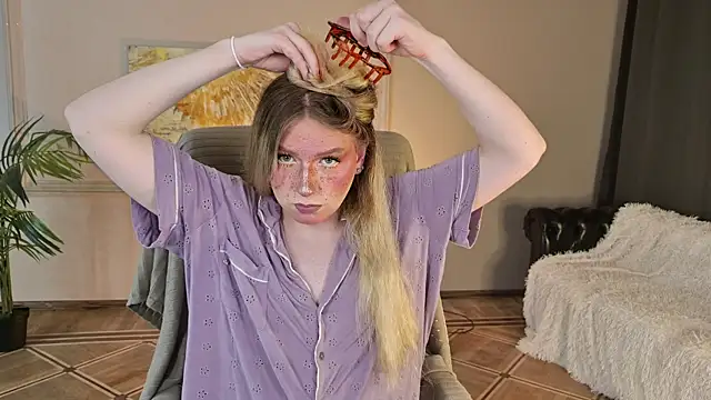 Jes Solar online show from July 11, 9:05 pm