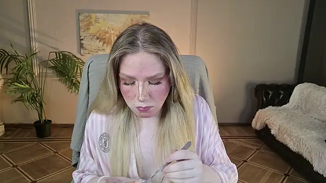 Jes Solar online show from July 16, 8:48 pm