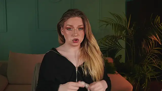 Jes Solar online show from July 22, 3:37 pm