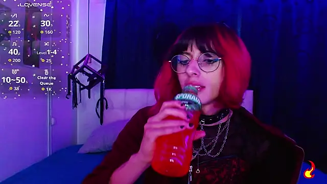 Snapshot of goth_minerva chatting on November 10, 1:21 pm goth minerva online show from November 10, 1:21 pm