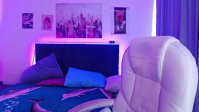 Snapshot of goth_minerva chatting on December 16, 1:38 pm goth minerva online show from December 16, 1:38 pm