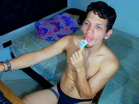 kevinkewman online show from August 2, 10:46 am