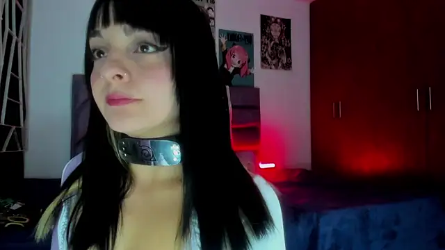 KARINNA  RAVEN online show from November 3, 10:53 pm