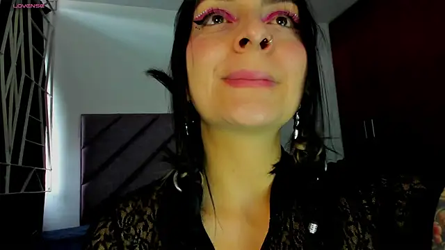 KARINNA  RAVEN online show from July 31, 9:47 pm