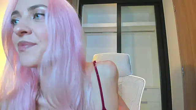 Snapshot of _Miss_Valentina_ chatting on January 18, 3:27 pm Miss Valentina online show from January 18, 3:27 pm