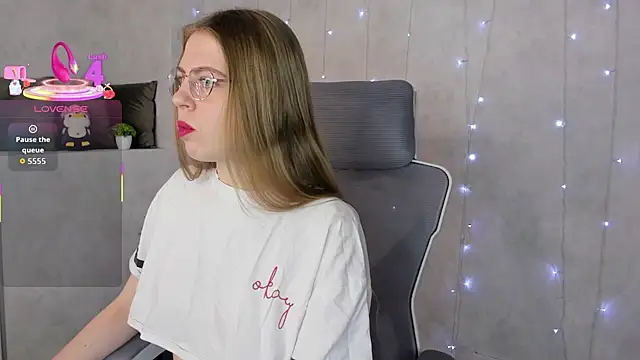 Joann Shermann online show from February 10, 1:10 am