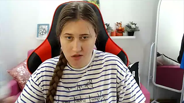 Lucky Lana online show from July 21, 2:47 am
