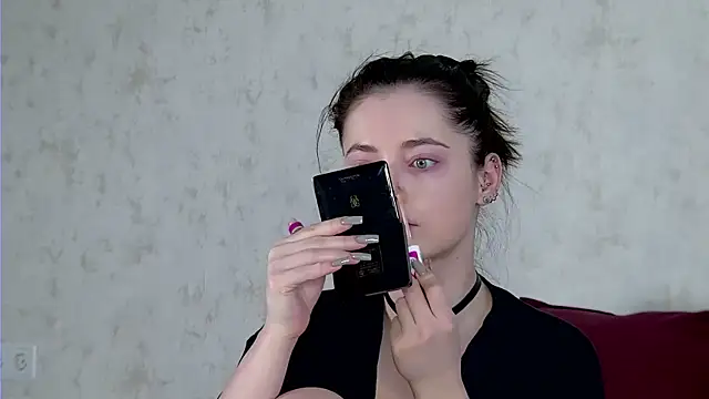 AshleyD  online show from February 19, 3:35 am