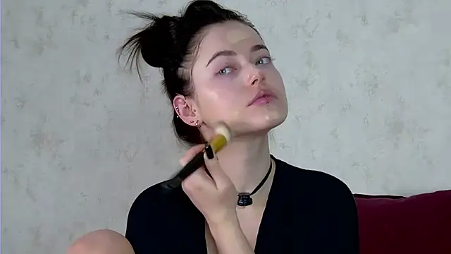 AshleyD  online show from March 12, 2:50 am