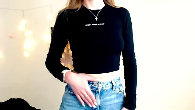 Doll Angelina online show from March 7, 9:28 am