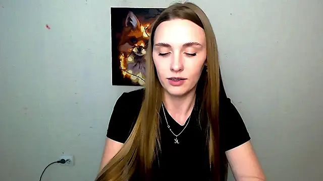 Snapshot of Doll_Angelina chatting on June 16, 6:05 am Doll Angelina online show from June 16, 6:05 am