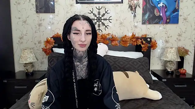 Snapshot of Velvetbat chatting on September 19, 6:48 am Velvetbat online show from September 19, 6:48 am