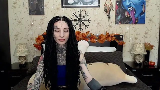 Snapshot of Velvetbat chatting on October 14, 7:09 am Velvetbat online show from October 14, 7:09 am