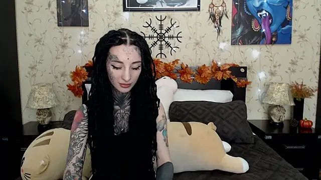 Snapshot of Velvetbat chatting on October 27, 7:01 am Velvetbat online show from October 27, 7:01 am