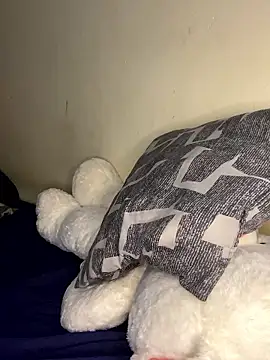 YummyMelanin117 online show from January 12, 10:37 pm