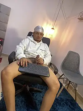 samxx muscle online show from March 21, 9:14 am