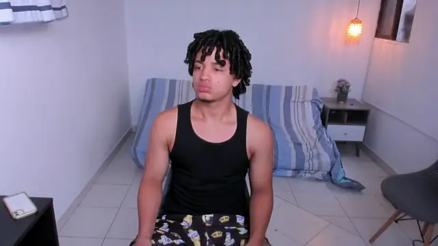 Snapshot of samxx_muscle chatting on July 12, 12:40 pm samxx muscle online show from July 12, 12:40 pm
