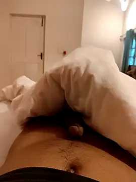 Snapshot of UAjit chatting on September 20, 1:17 am UAjit online show from September 20, 1:17 am