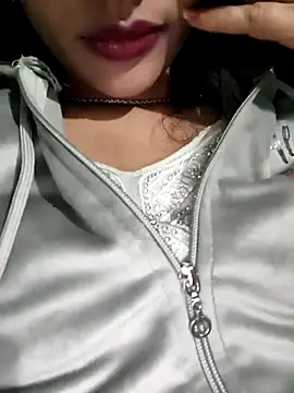 Eshwari Chopra online show from December 3, 4:16 pm