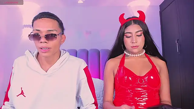 candyandmarilyn online show from October 23, 9:13 pm