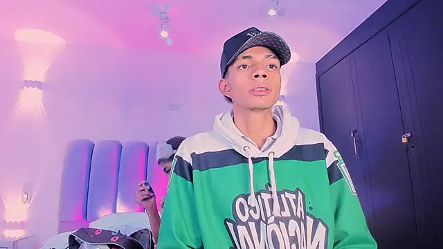 candyandmarilyn online show from November 20, 9:36 pm