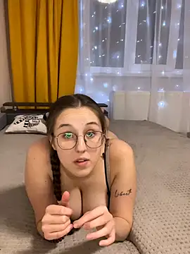 Vviikkssiikk online show from December 17, 7:31 pm