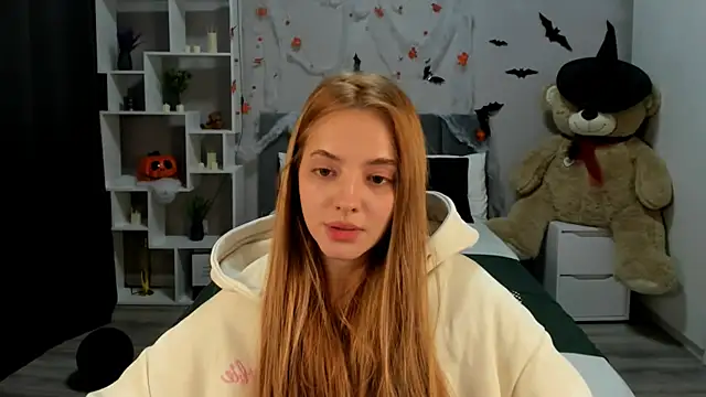 MelanieAlves online show from November 6, 12:39 pm