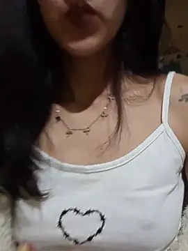 Snapshot of Camilitah chatting on July 6, 4:42 pm Camilitah online show from July 6, 4:42 pm