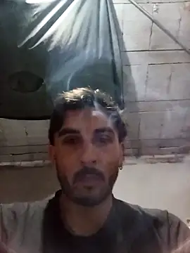 Snapshot of Tiococo420 chatting on October 6, 7:44 pm Tiococo420 online show from October 6, 7:44 pm