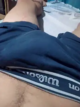 Snapshot of Tiococo420 chatting on November 12, 4:57 am Tiococo420 online show from November 12, 4:57 am