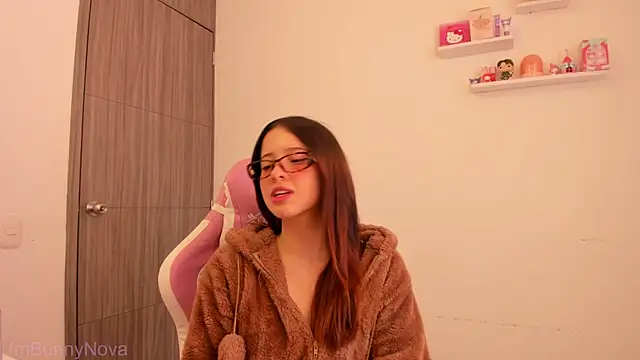 ImBunnyNova online show from July 8, 3:27 pm