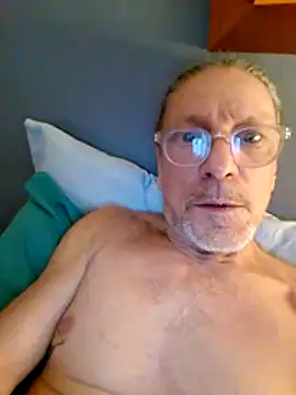 Deddyitalia3p online show from November 14, 8:29 pm