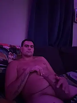 Snapshot of bearwalk203 chatting on October 25, 1:46 am bearwalk203 online show from October 25, 1:46 am