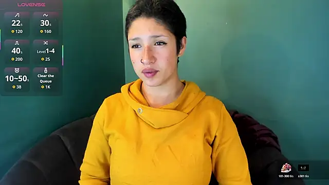 Elaine87  online show from November 14, 9:35 pm