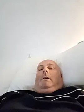 Alexis Bull online show from March 19, 11:39 am