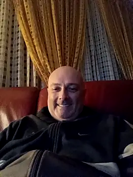 Alexis Bull online show from October 22, 11:04 pm