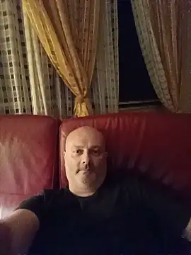Snapshot of Alexis_Bull chatting on June 12, 10:41 pm Alexis Bull online show from June 12, 10:41 pm